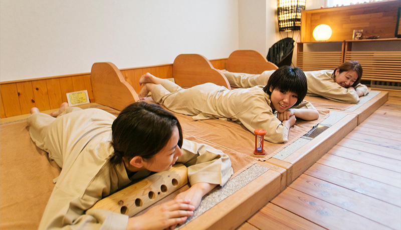 岩盤浴「心楽」